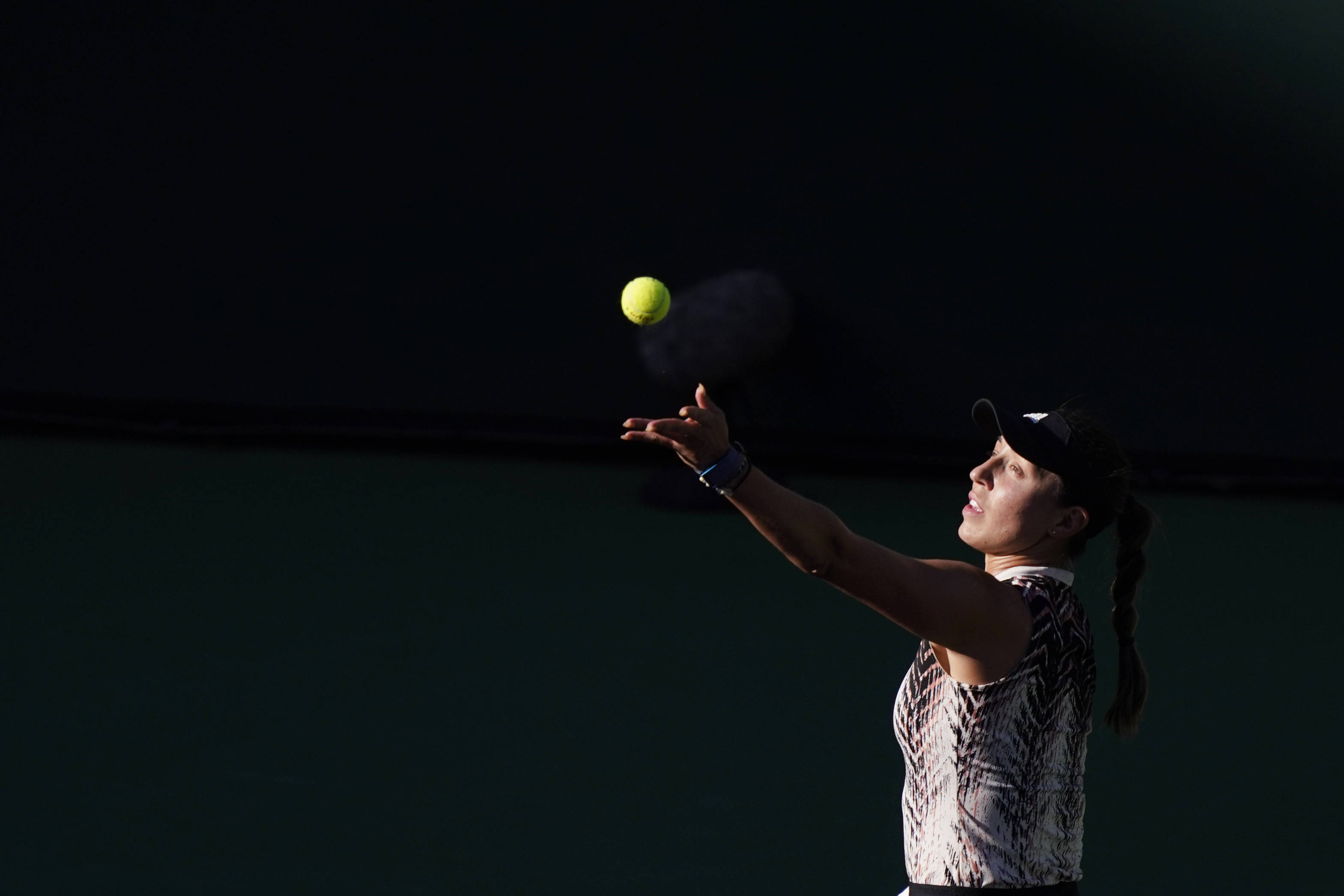 爱游戏体育-阿扎伦卡是哪个国家的人