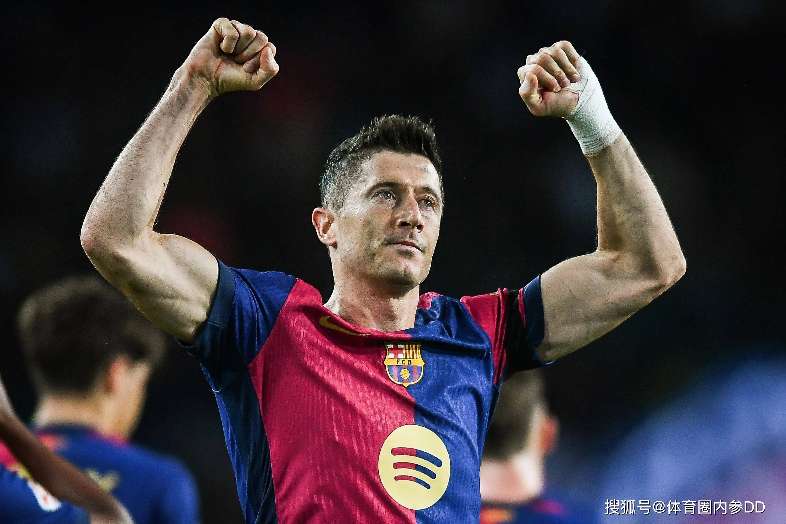 爱游戏体育-波兰13奥地利莱万哑火